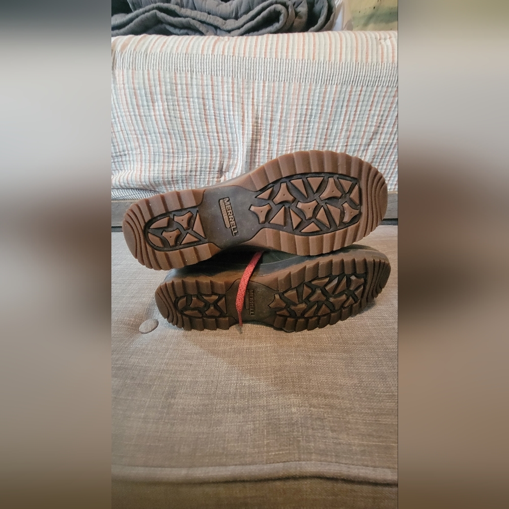 Merrell Boots - Picture 3 of 4